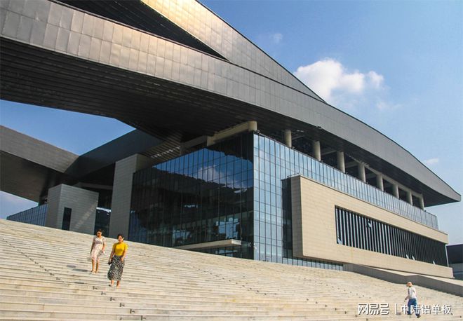 杏彩注册装饰装修设计资质装饰设计装饰铝板网报价专家提醒铝单板价格增减幅度不会很大